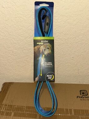 Blue Rechargeable LED Dog Leash
